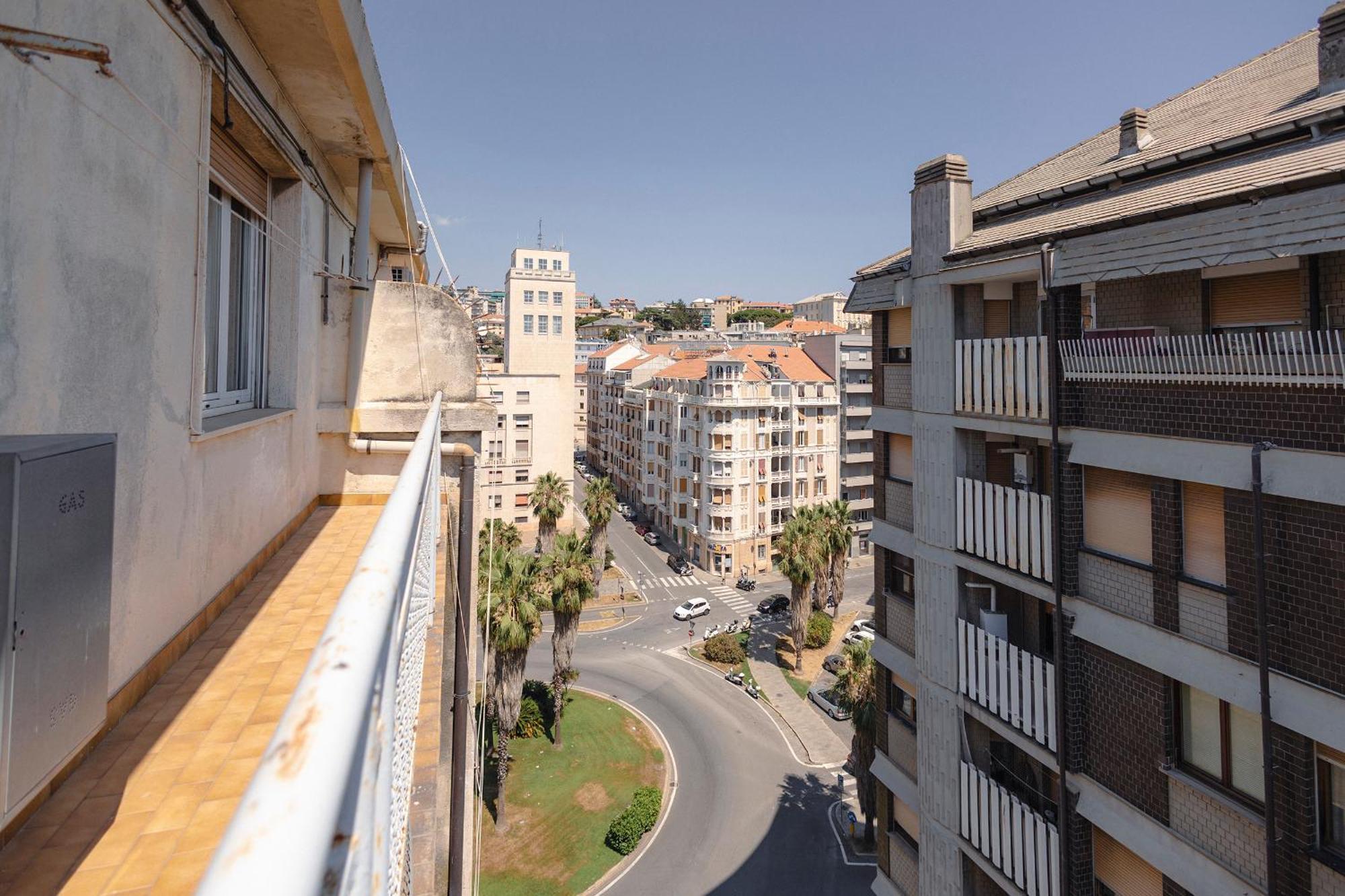 "L'Attico Bianco" City View 10 M A Piedi Dal Mare Savona Zewnętrze zdjęcie